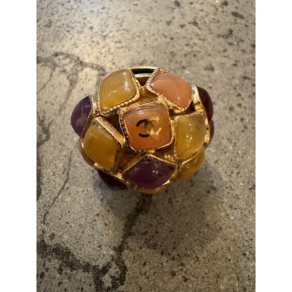 Chanel Purple Pink Yellow Gripoix Ring CGHW 07A 6.5 Authentic CoA - Picture 3 of 6